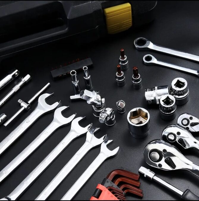Boite outillage divers – Image 2