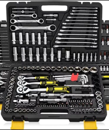 Boite outillage divers